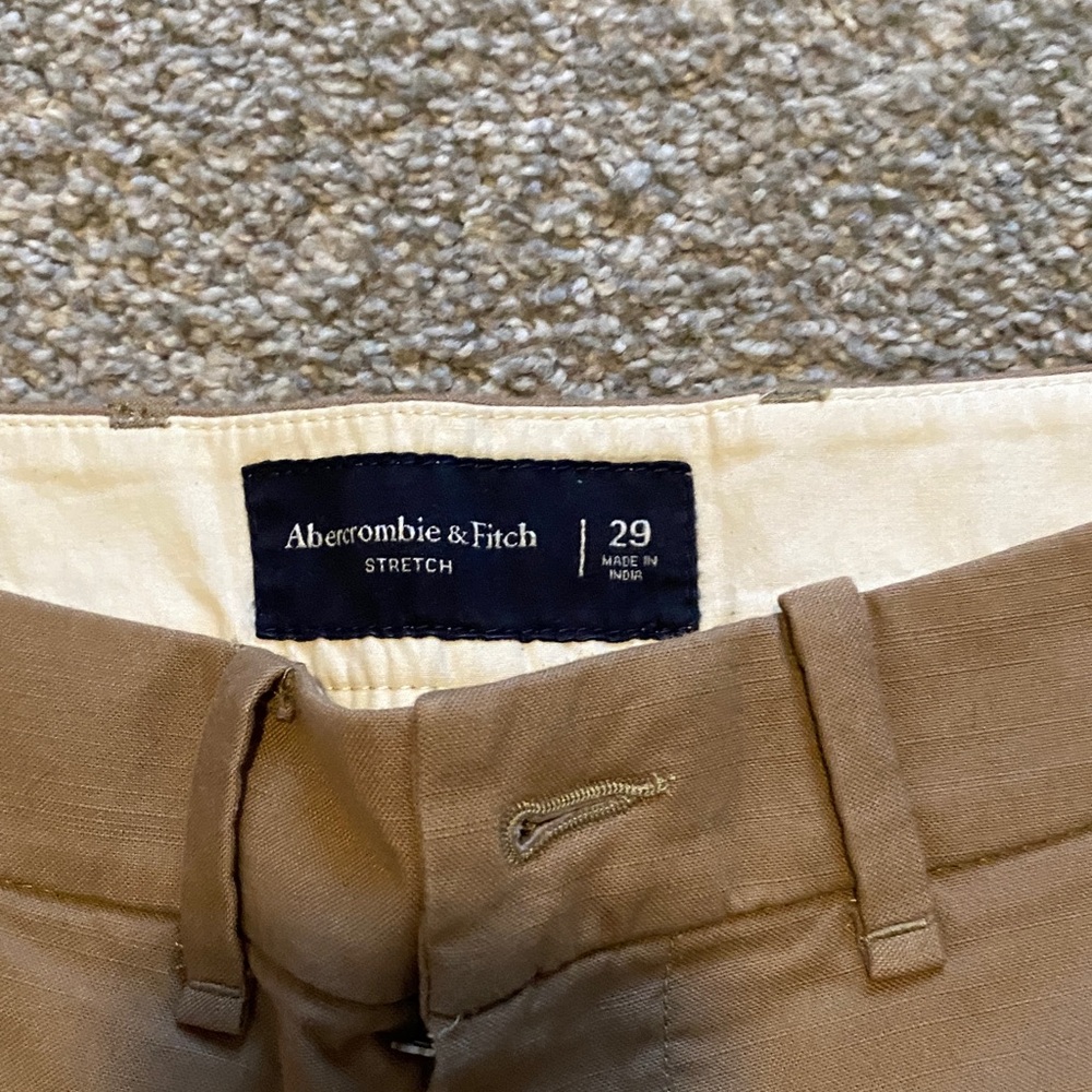 Abercrombie & Fitch Men's Khaki shorts